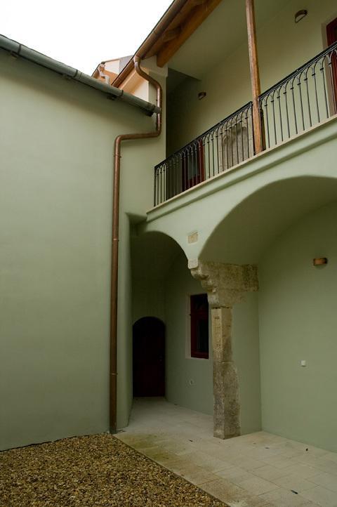 זנוימו Penzion Zlaty Vul מראה חיצוני תמונה